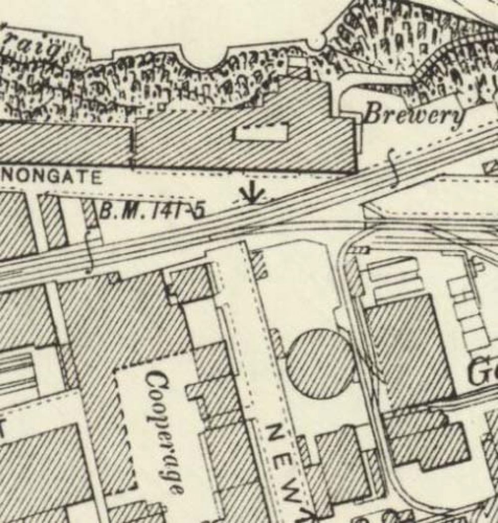 Map of 1896 showing the location of the old Edinburgh Brewery opposite the north end of New Street. &copy; National Library of Scotland, 2017