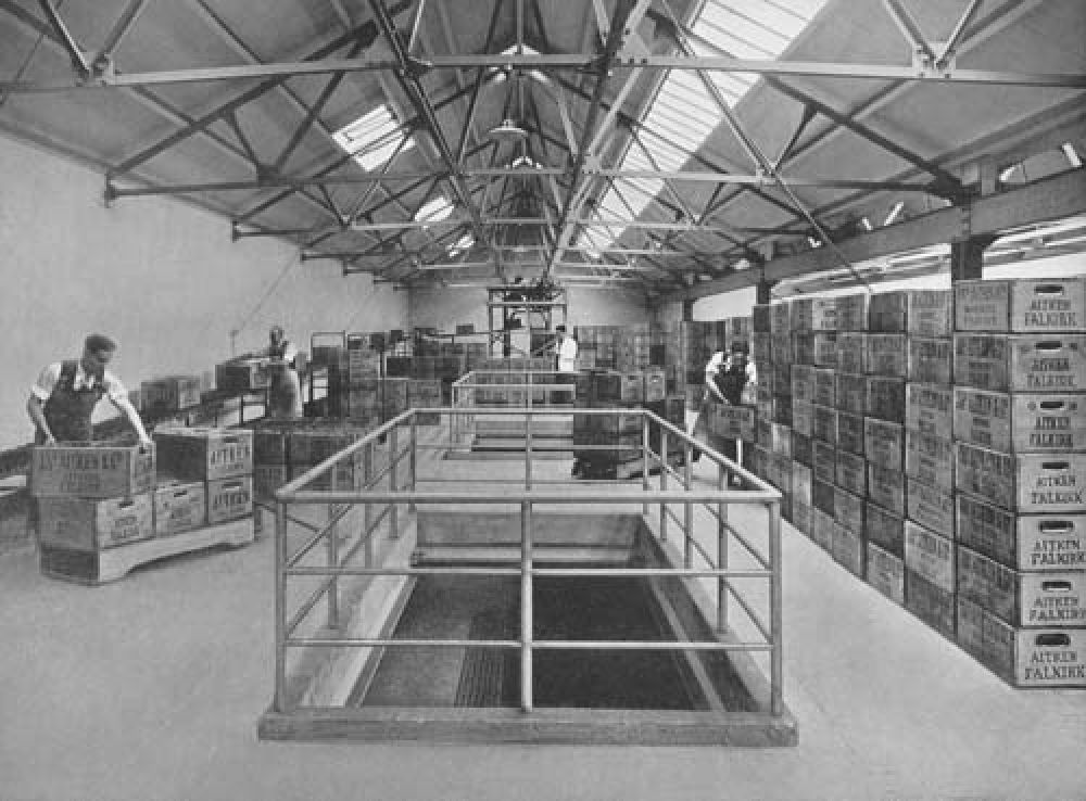 The bottling storage floor in 1940.