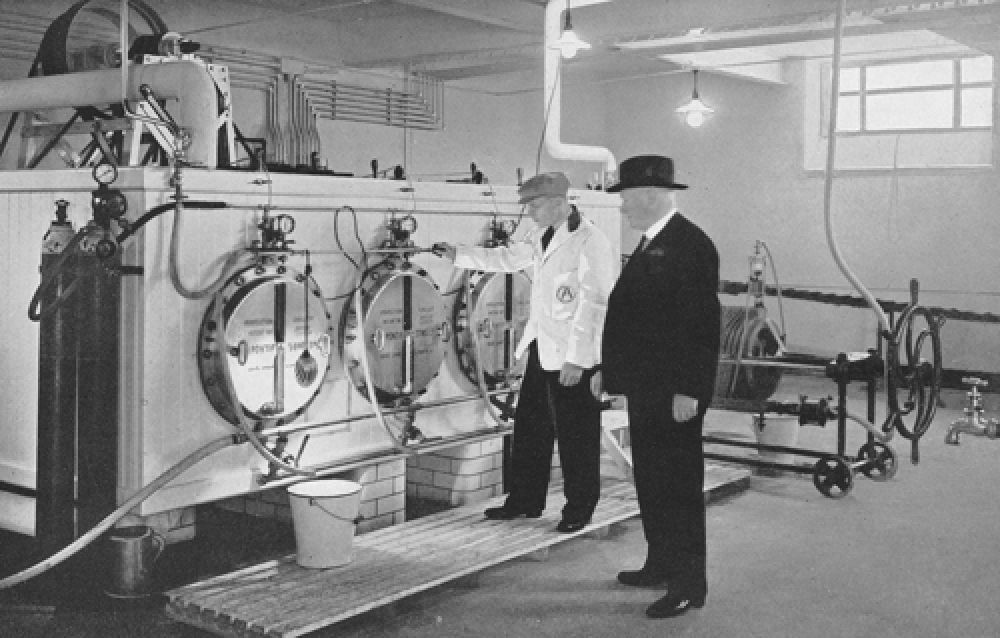 The chilling cylinders in 1940.