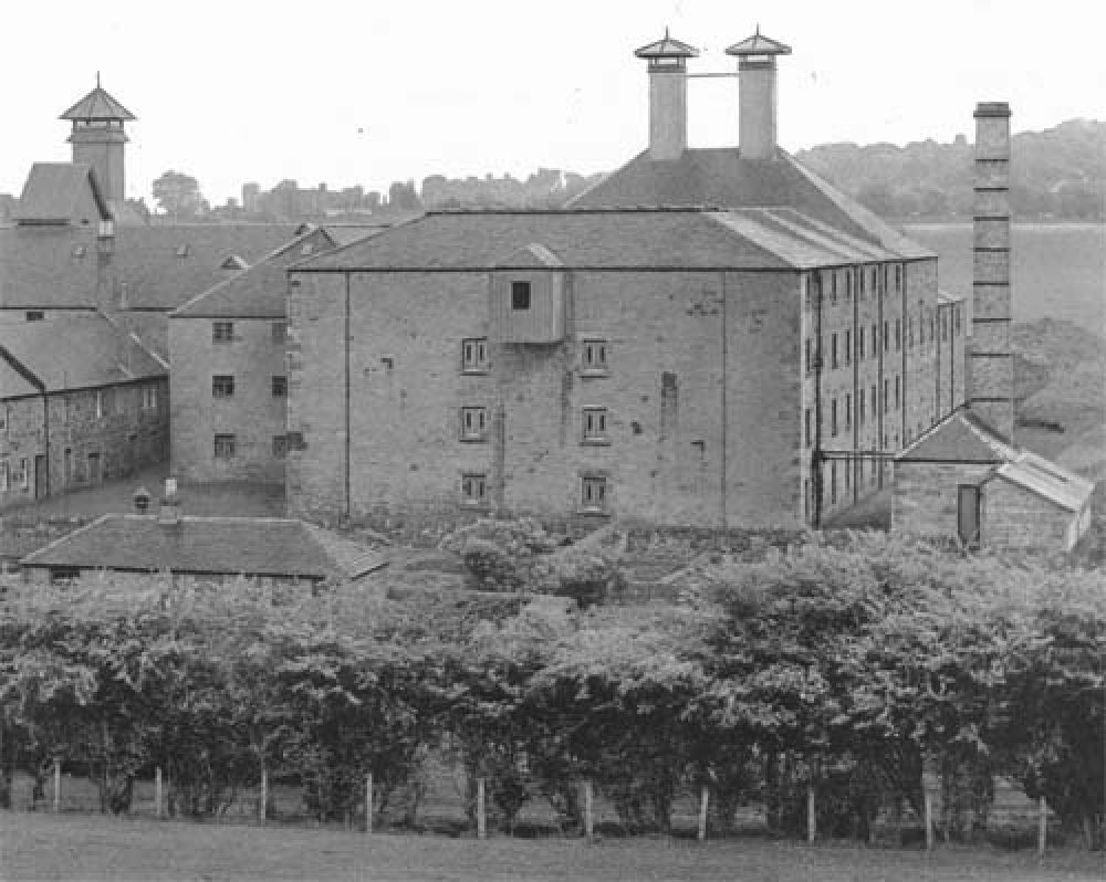 The maltings from the south-west in the 1940.