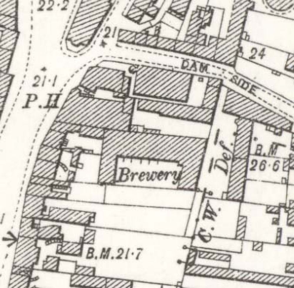 Map of 1895 showing the layout of the Newton Brewery. © National Library of Scotland, 2015