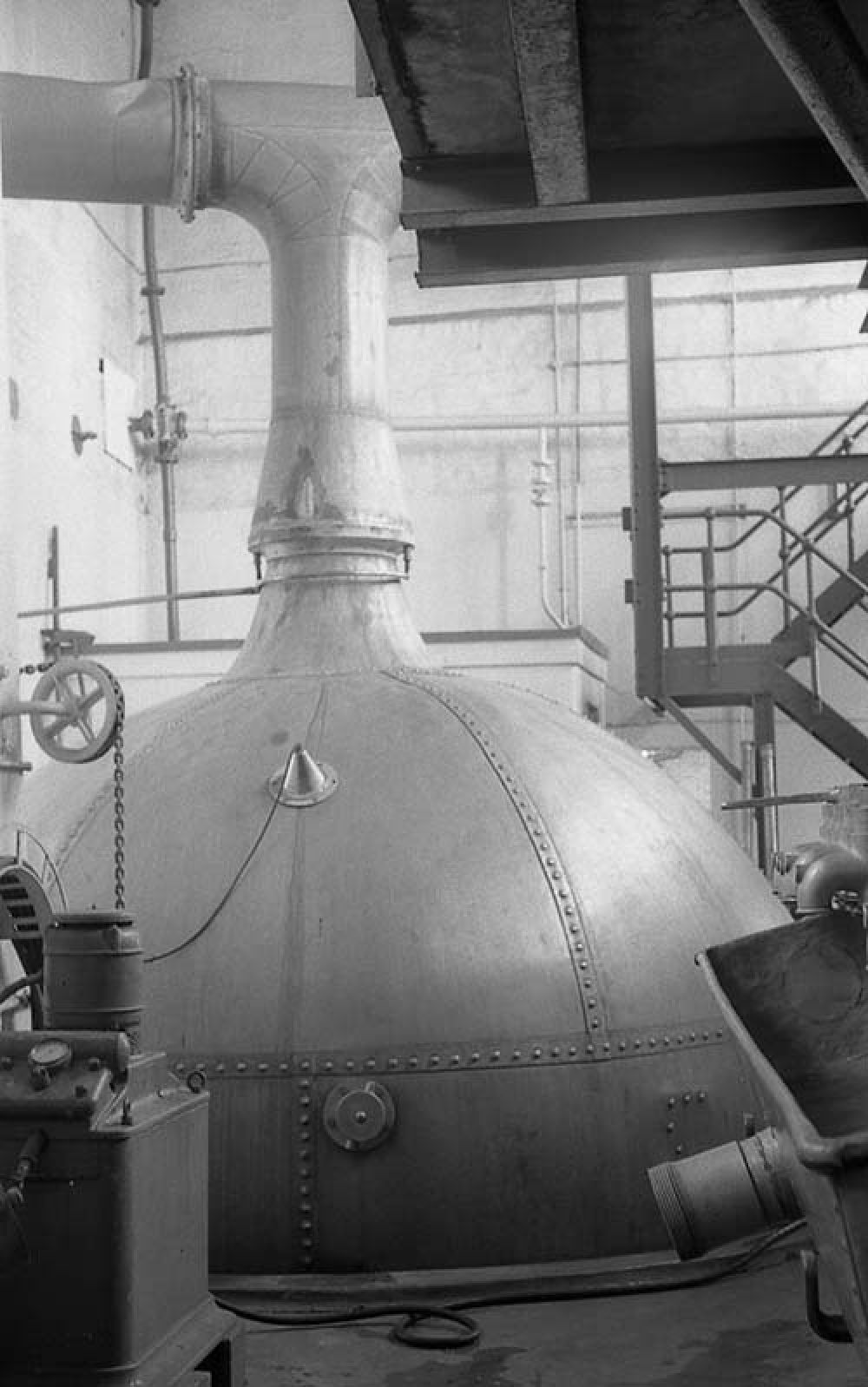 The big copper in the Thistle Brewery in the 1960s. &copy; John Hume, 2015
