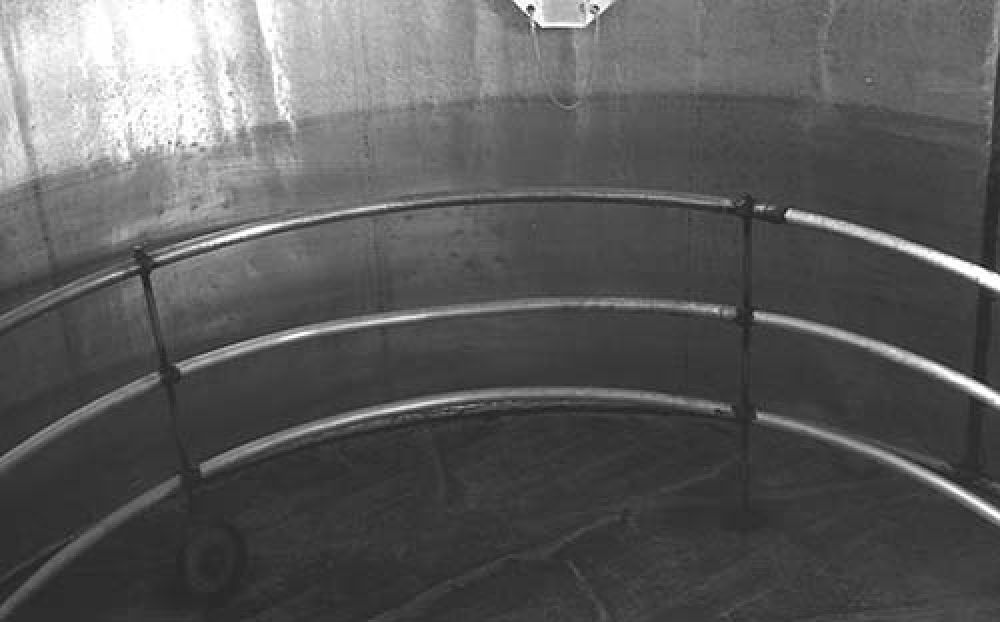 A fermentation vessel in the Thistle Brewery in the 1960s. &copy; John Hume, 2015